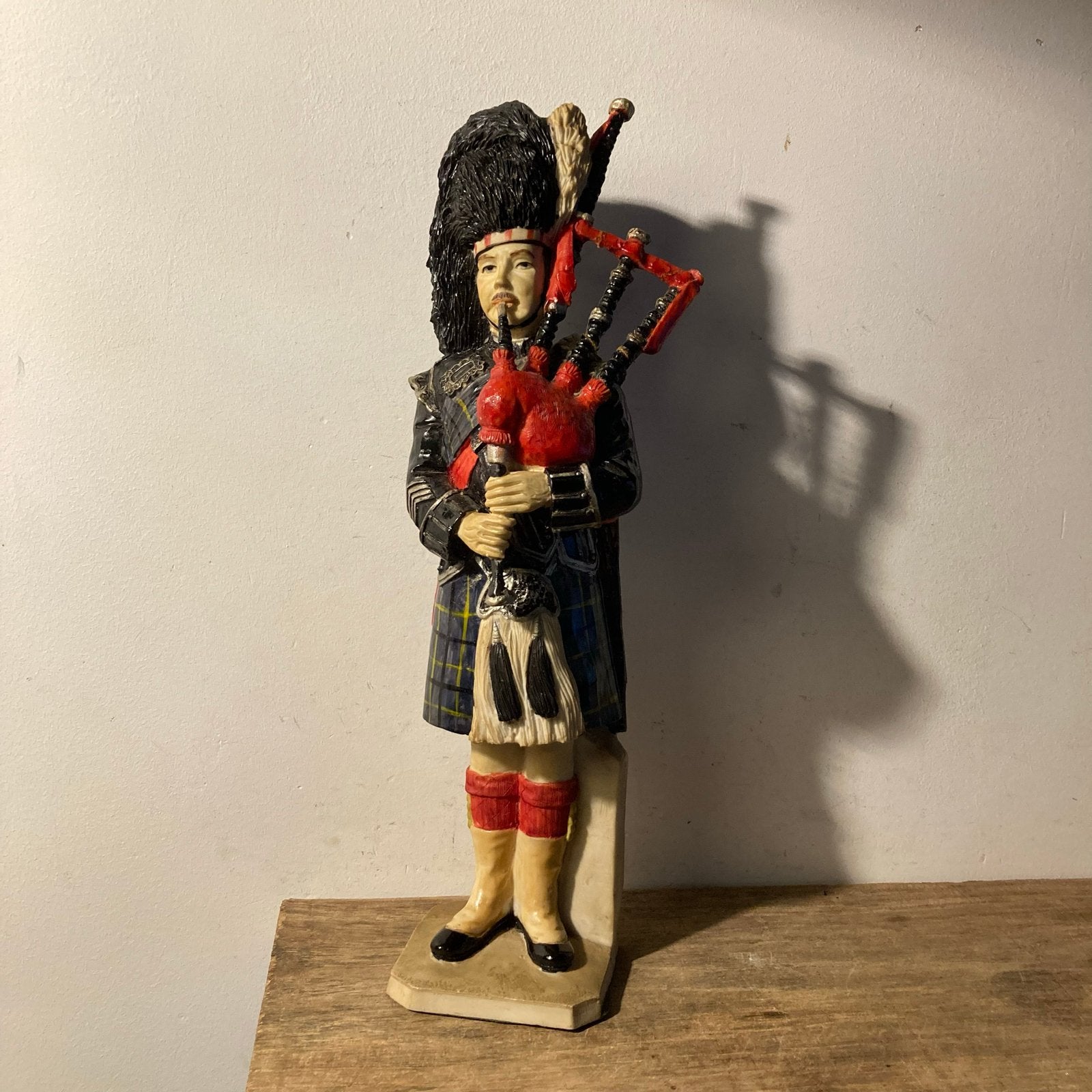 Gedetailleerd beeldje Schotse doedelzakspeler 33 cm, Ophalen of Verzenden