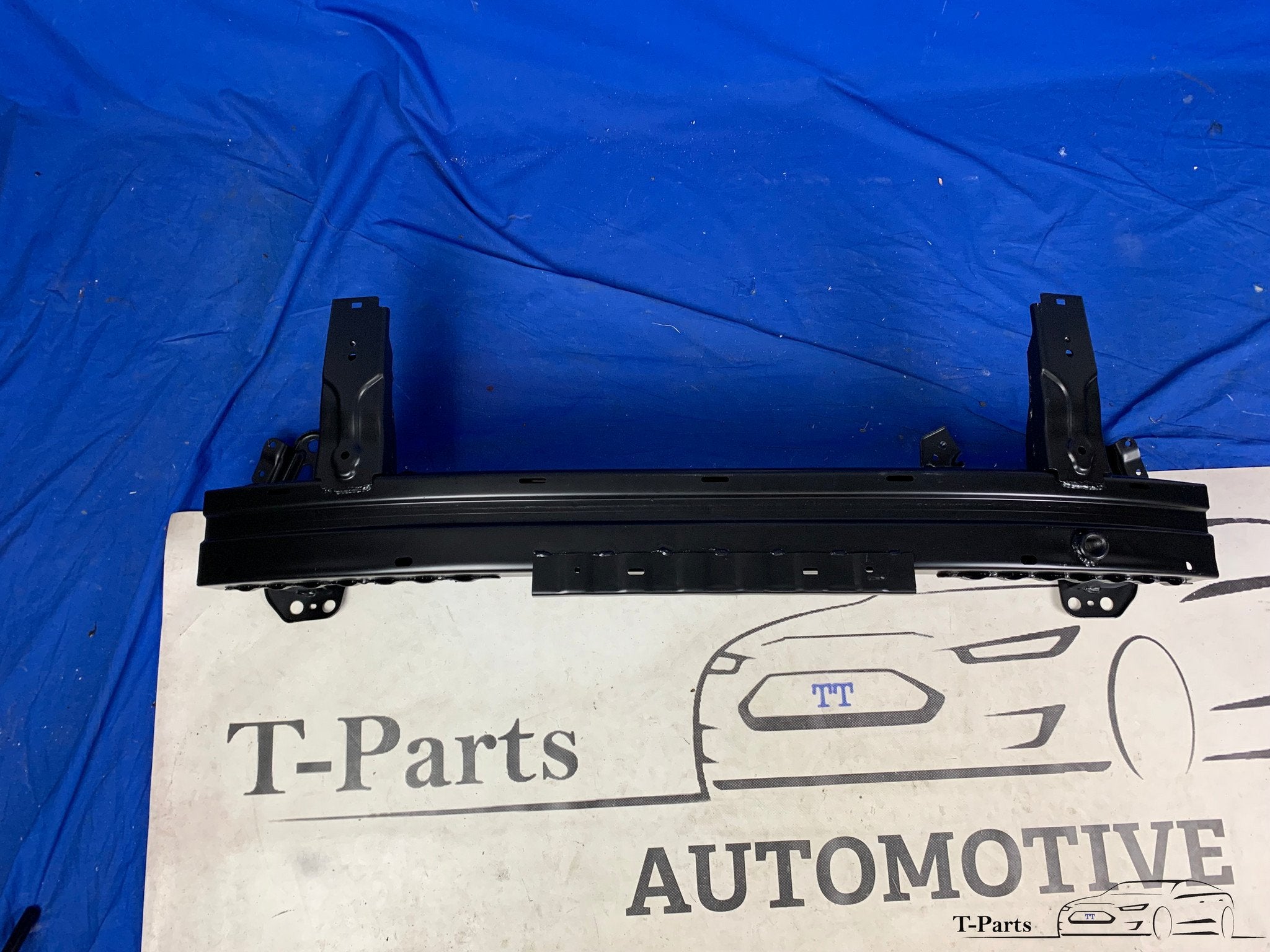 Hyundai i20 bumperbalk balk 86530C8000 voorbalk 2014+