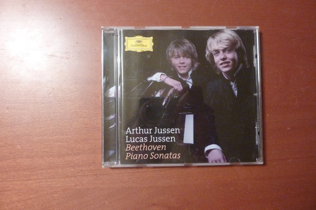 Beethoven Piano Sonates - Arthur Jussen & Lucas Jussen, Kamermuziek, Ophalen of Verzenden, Zo goed als nieuw, Classicisme