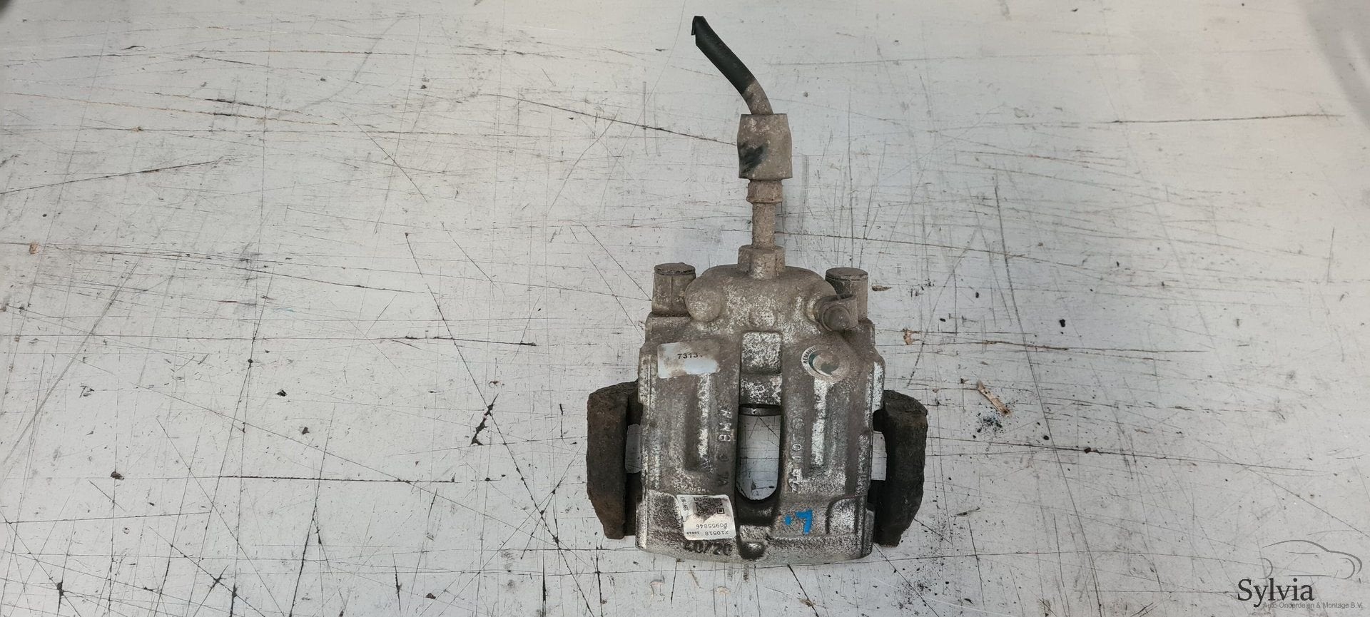 Remklauw remzadel links achter BMW 1 serie E81 E82 E87 E88 6, Gebruikt, -, -, Ophalen of Verzenden