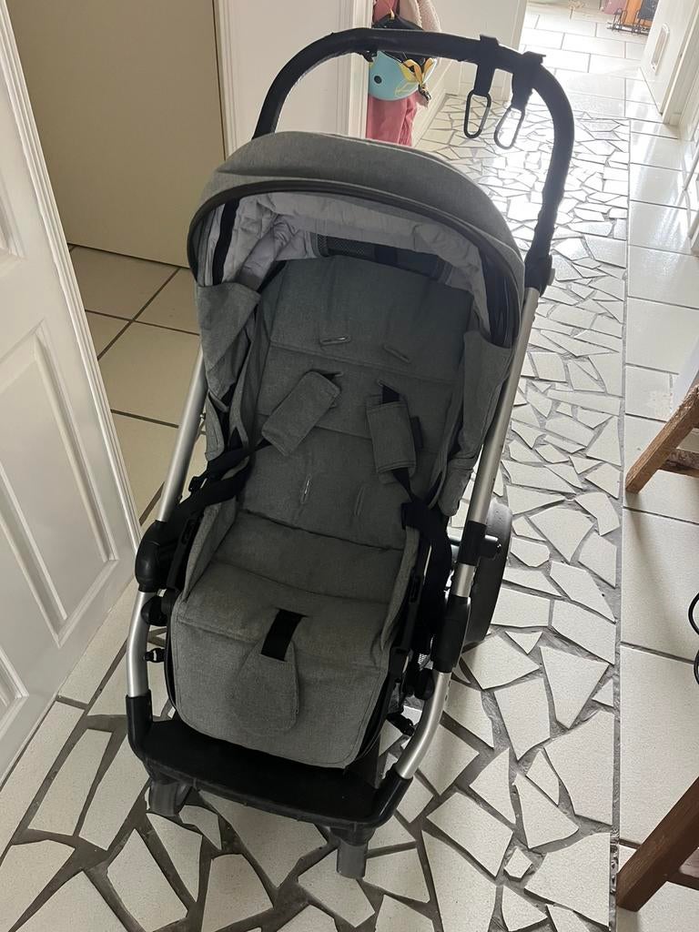 Mutsy Evo reiswieg en kinderwagen, Kinderen en Baby's, Ophalen, Gebruikt, Overige merken, Zonnekap