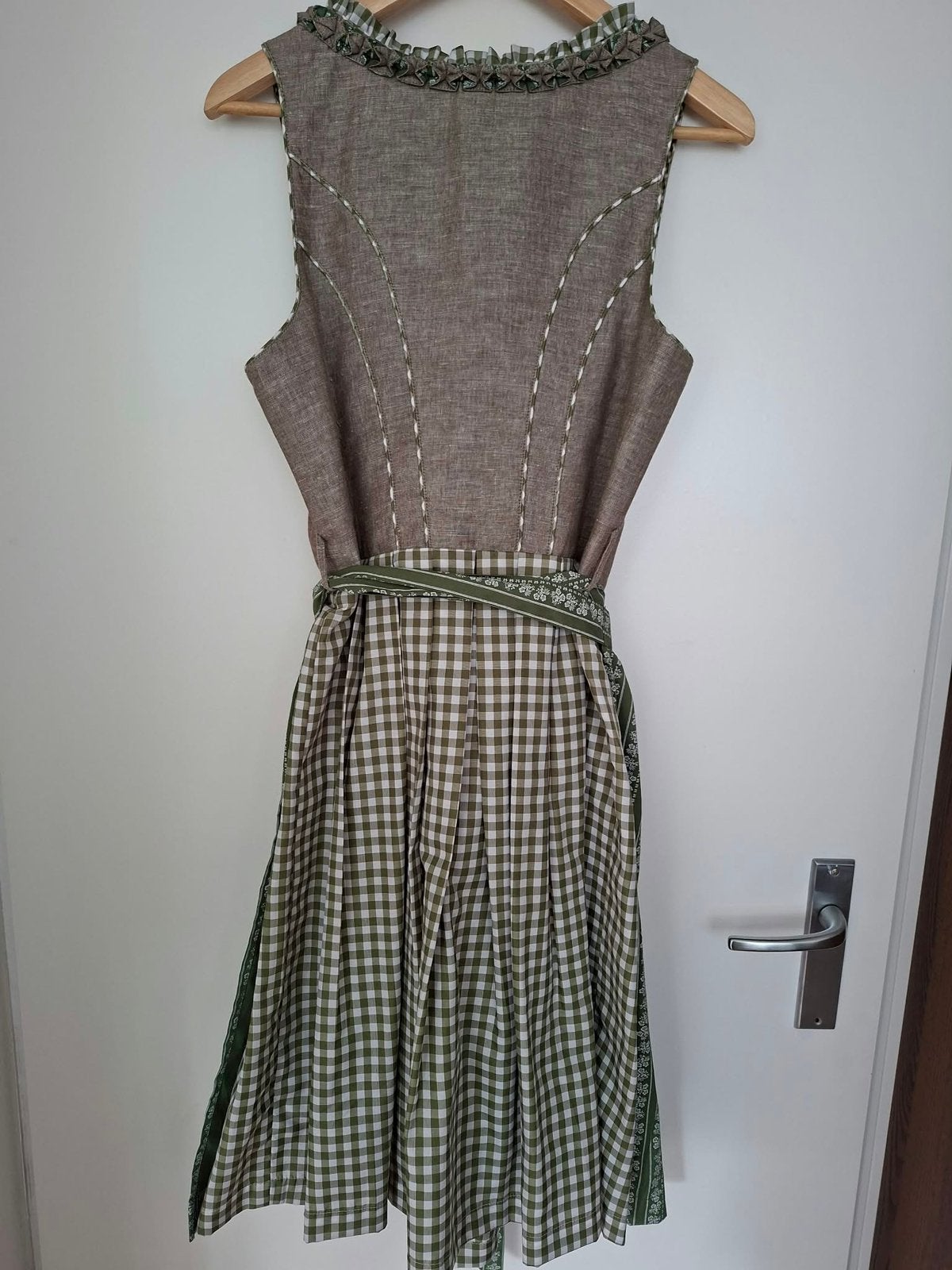 Orgineel Oostenrijkse Dirndl Steindl (mt42, valt als 38-40), Maat 38/40 (M), Zo goed als nieuw, Boven de knie, Verzenden