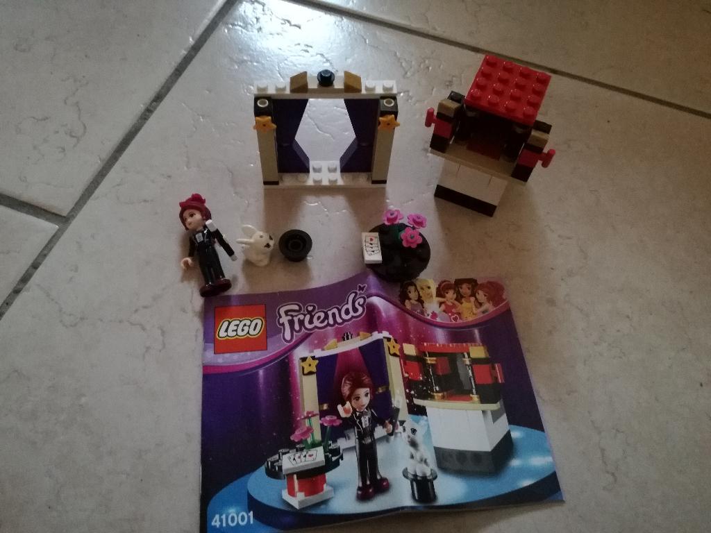Lego Friends - Mia Goochelen / toverkunsten - 41001, Compleet, Gebruikt, Lego, Friends