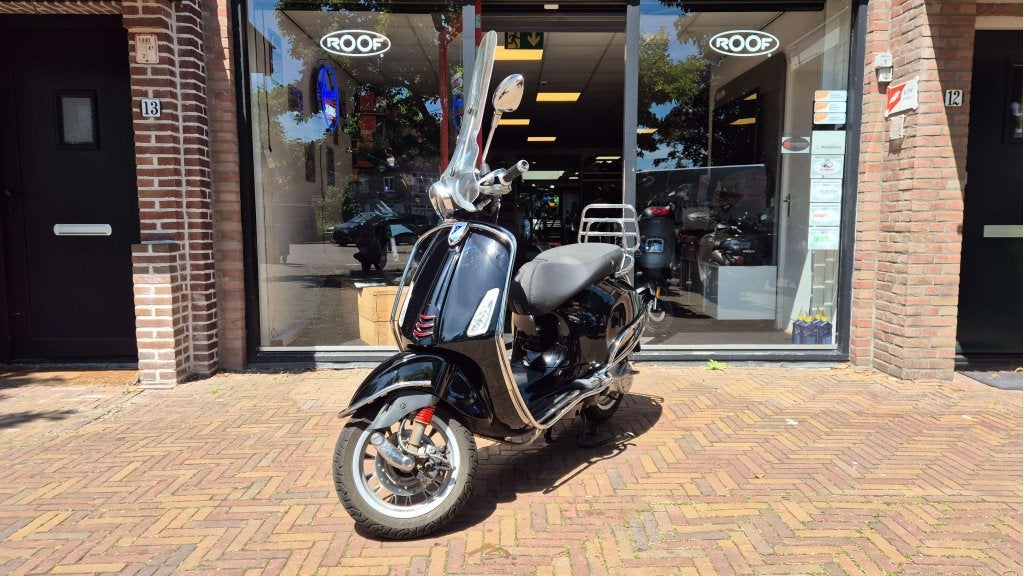 Piaggio Vespa Sprint 45km 2V Glans Zwart, Gebruikt, Overige modellen, Maximaal 45 km/u, Niet ingevuld