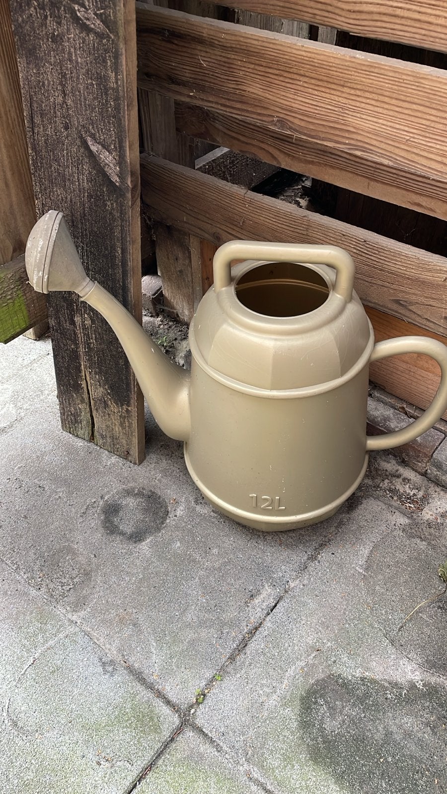 Goudkleurige Kunststof Gieter - 12L, Ophalen, Gebruikt, Kunststof