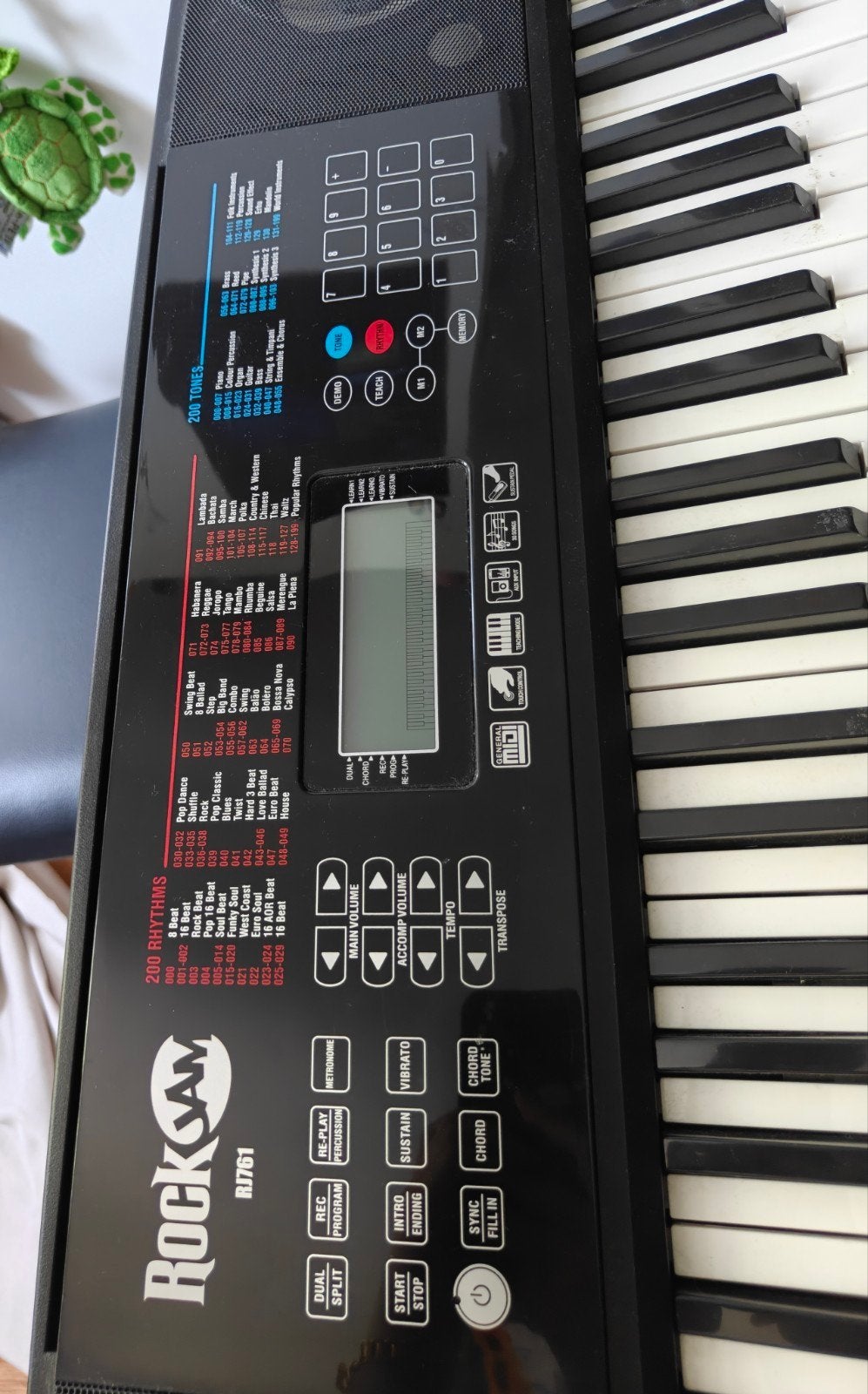 RockJam 61-toetsen keyboard met standaard en stoel, Ophalen