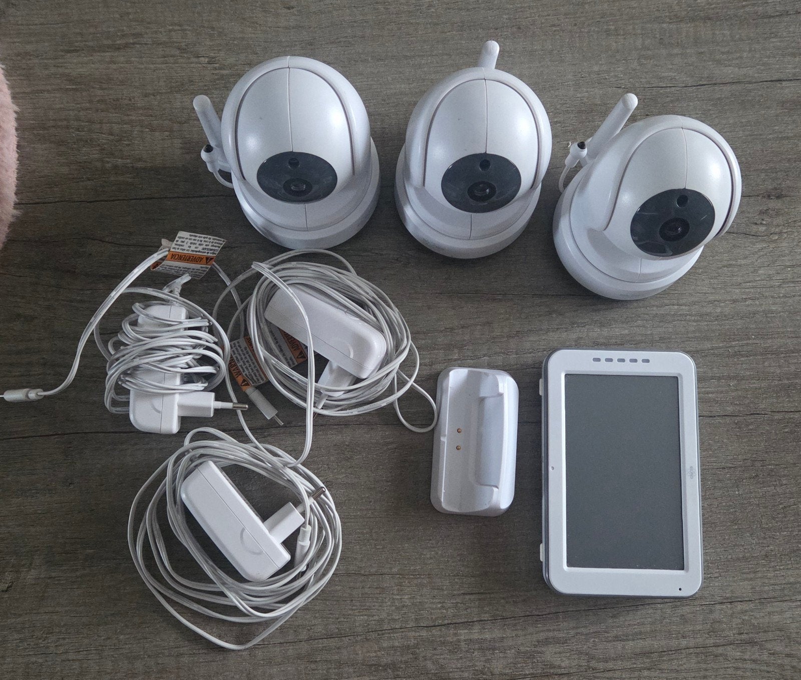 Elro babyfoon met camera en telefoon app functie, Ophalen, Gebruikt, 250 meter of meer, Camera