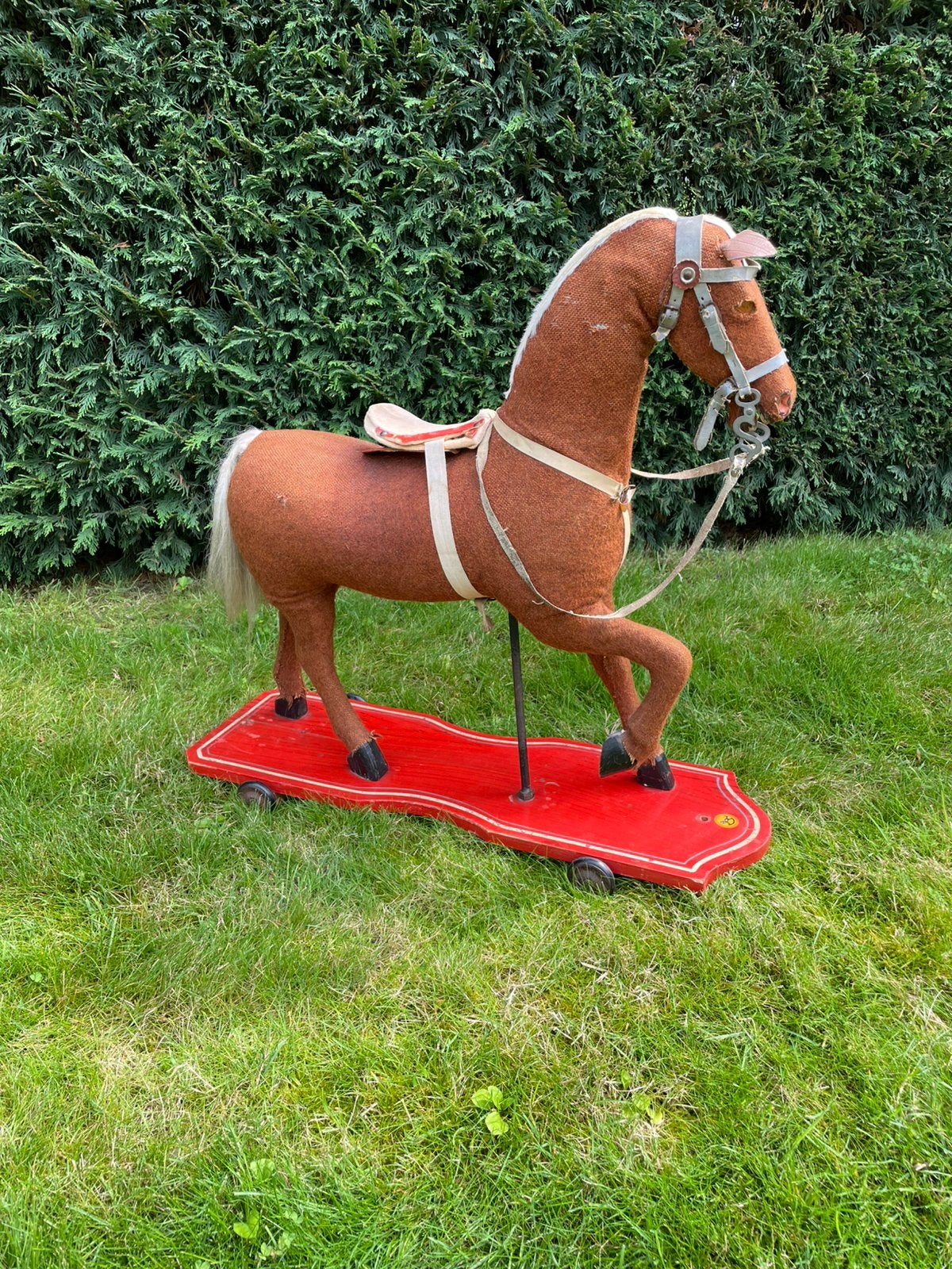 Paard op wieltjes, Ophalen, Gebruikt