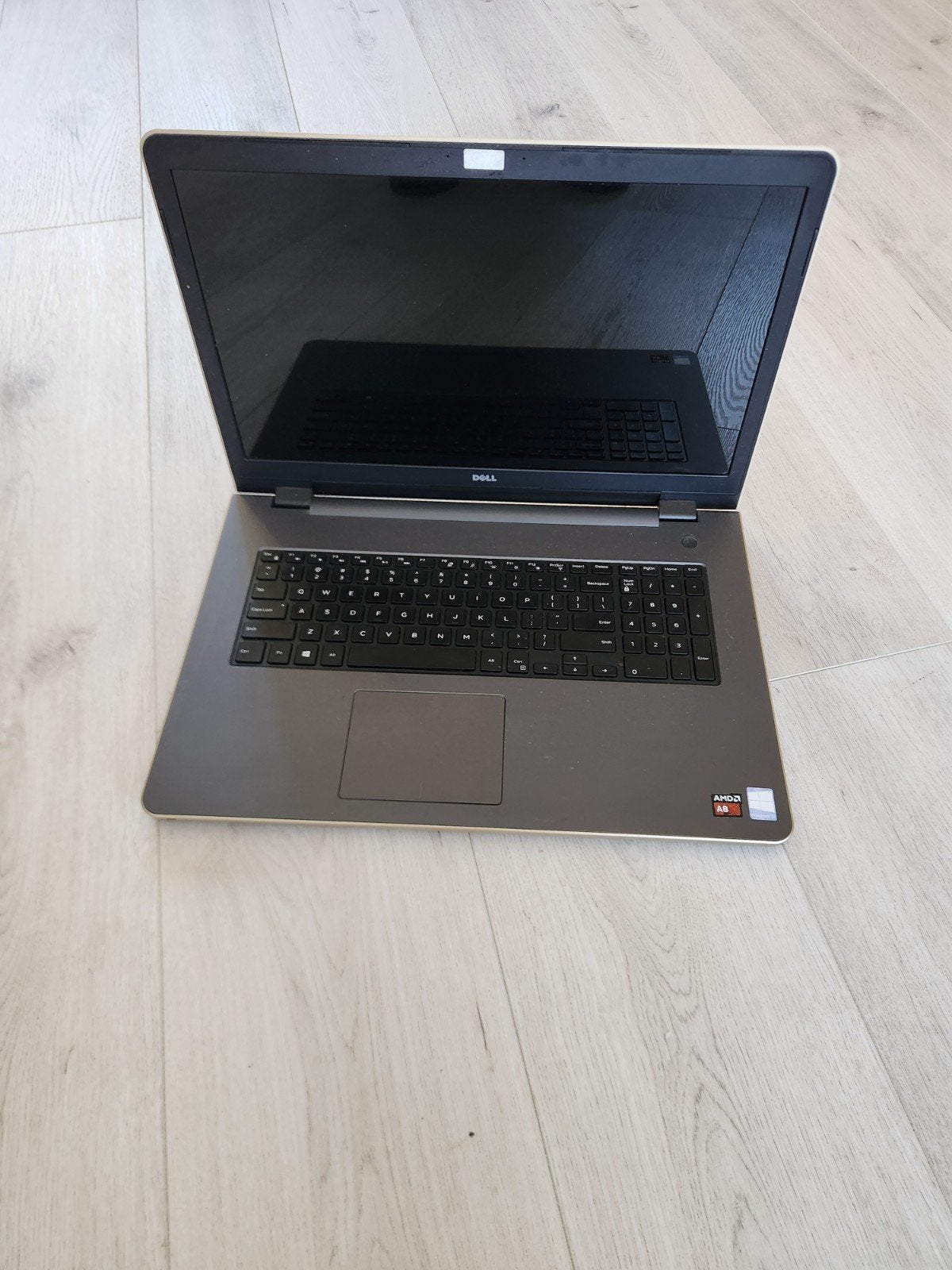 Dell Inspiron 5755 - 17 inch laptop met AMD A8-7410, Gebruikt, 2 tot 3 Ghz, AMD A8-7410, Ophalen of Verzenden