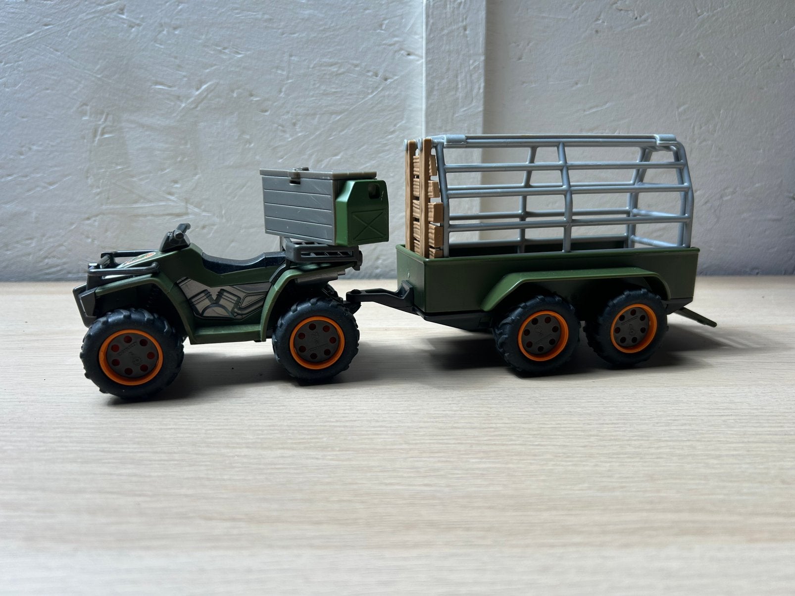 Schleich ranger quad, Verzamelen, Dierenverzamelingen, Ophalen of Verzenden, Zo goed als nieuw, Paard, Beeldje of Figuurtje