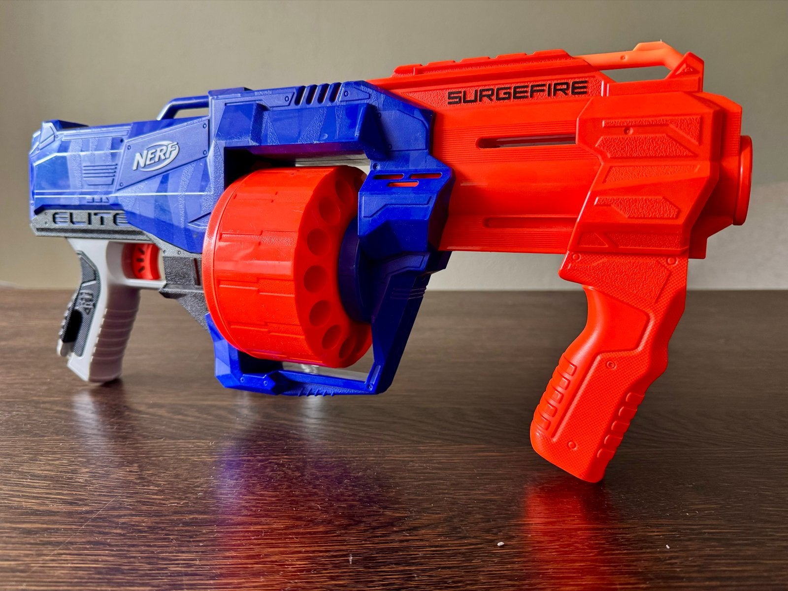 Nerf Surgefire met 15-pijls roterend magazijn, Ophalen of Verzenden, Gebruikt, Jongen of Meisje