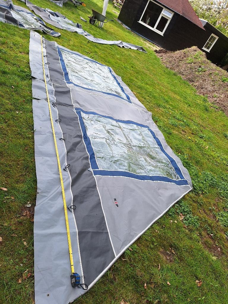 Voortent kip caravan, Caravans en Kamperen, Ophalen, Zo goed als nieuw