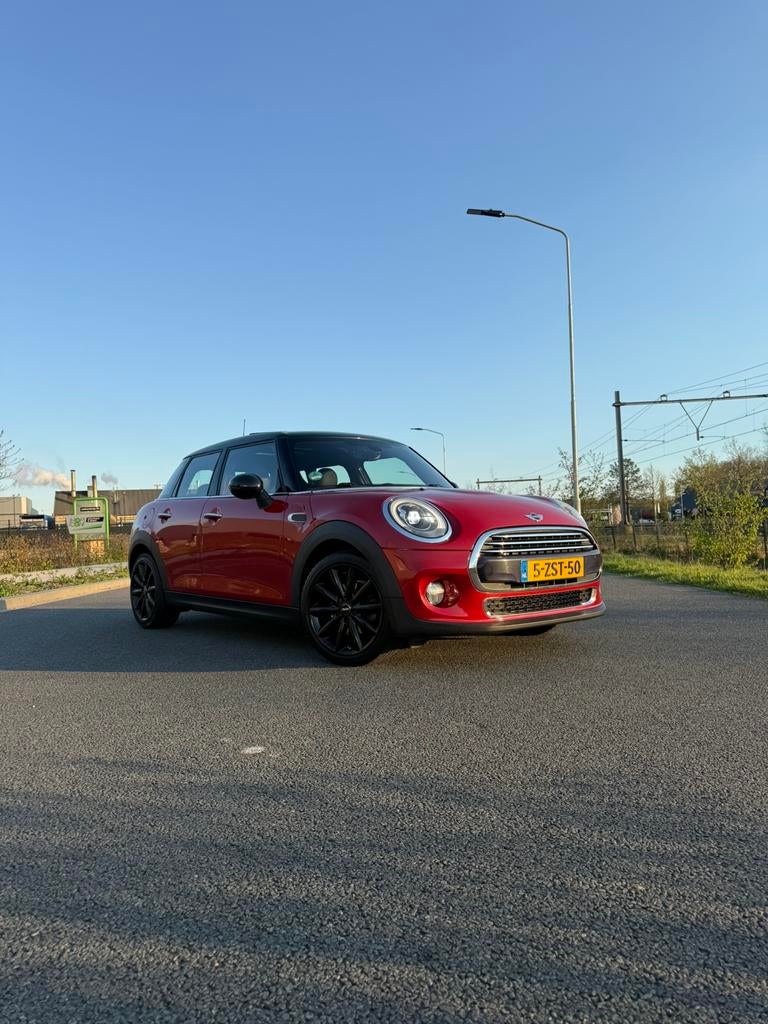 Mini cooper chili business|Airco|Stoelverwarming|Panoramadak, Auto's, Mini, 136 pk, Zwart, 49 €/maand, Origineel Nederlands