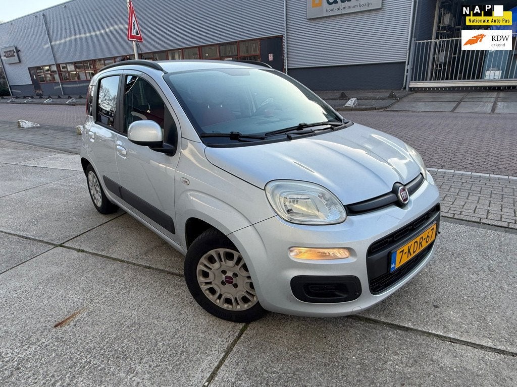 Fiat Panda 0.9 TwinAir Lounge AIRCO 5 DR Volledig onderhoude, Auto's, Fiat, Euro 5, 31 €/maand, Panda, Origineel Nederlands