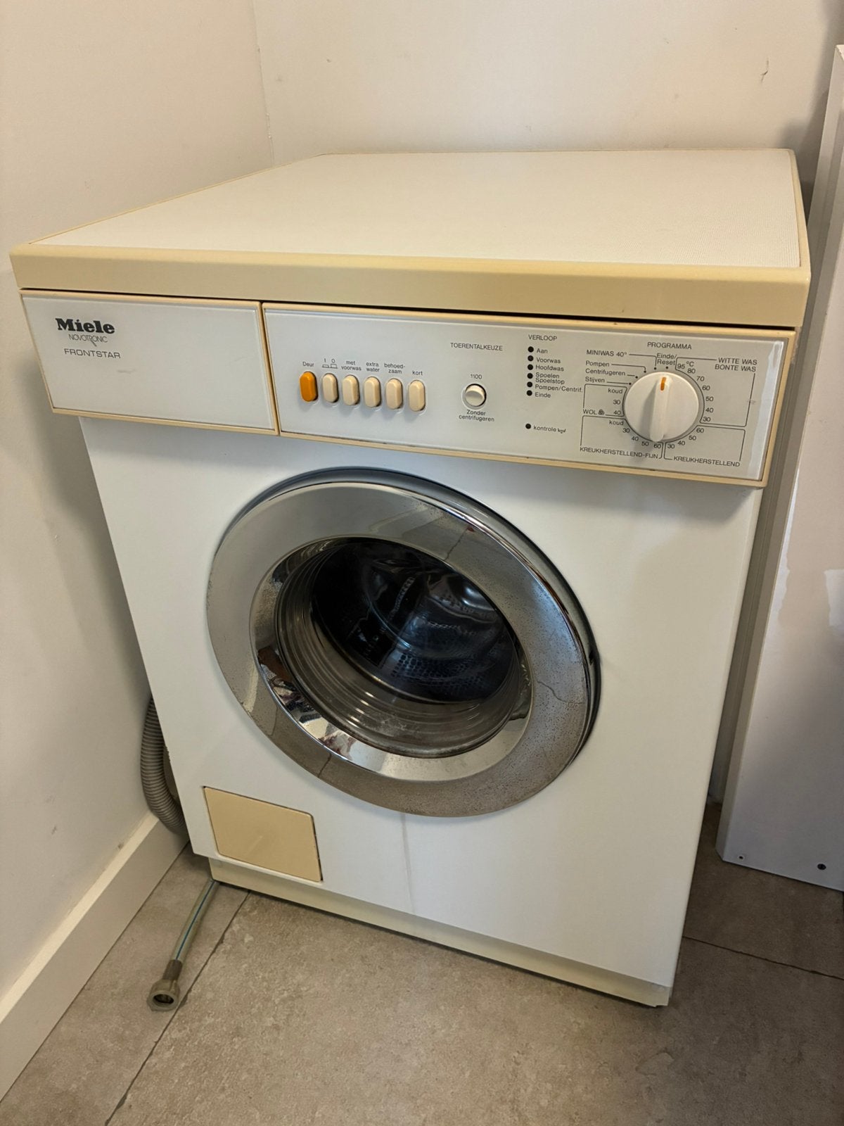 Miele Wasmachine, Ophalen, Gebruikt, Minder dan 1200 toeren, Minder dan 85 cm