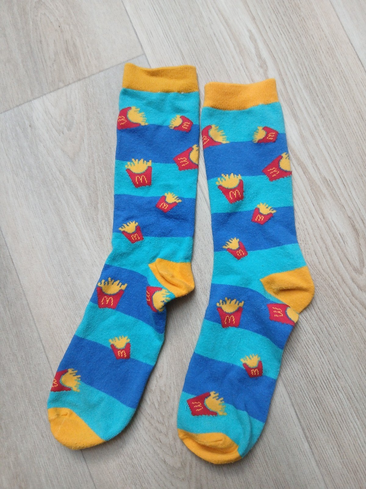 McDonald's Friet Sokken - Zo goed als nieuw, Kleding | Dames, Sokken en Kniesokken, Ophalen of Verzenden, Zo goed als nieuw, McDonald's