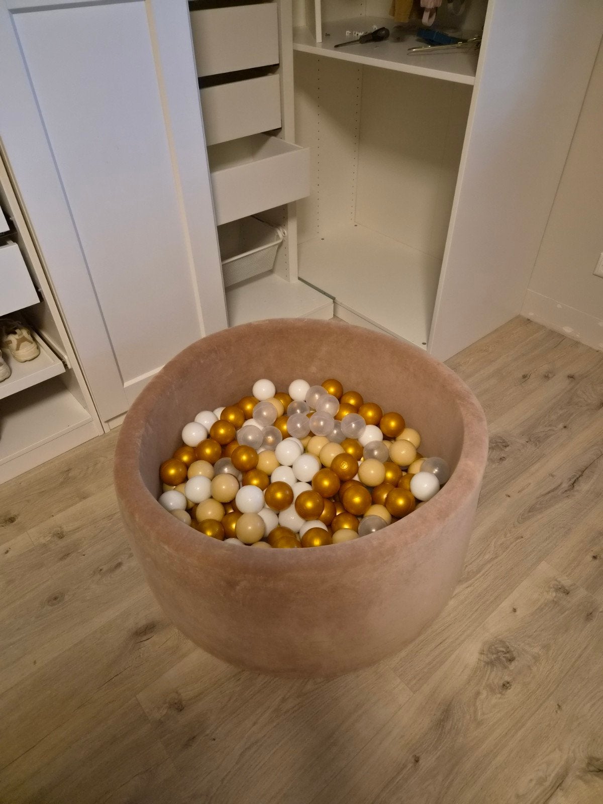 Meowbaby ballenbak met ballen velvet, Ophalen, Zo goed als nieuw, Overige typen