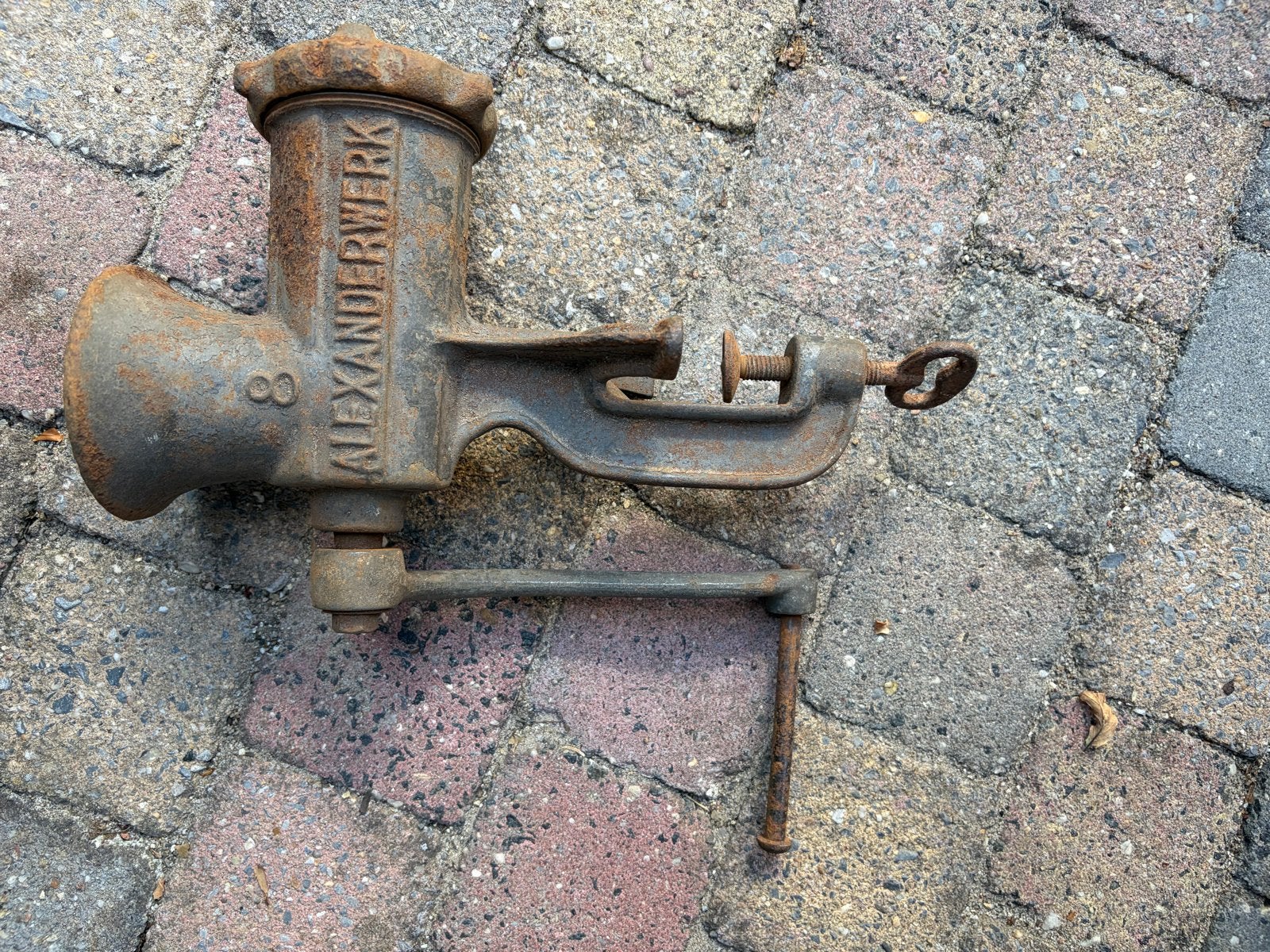 Antieke Vleesmolen Alexanderwerk No. 8, Ophalen of Verzenden
