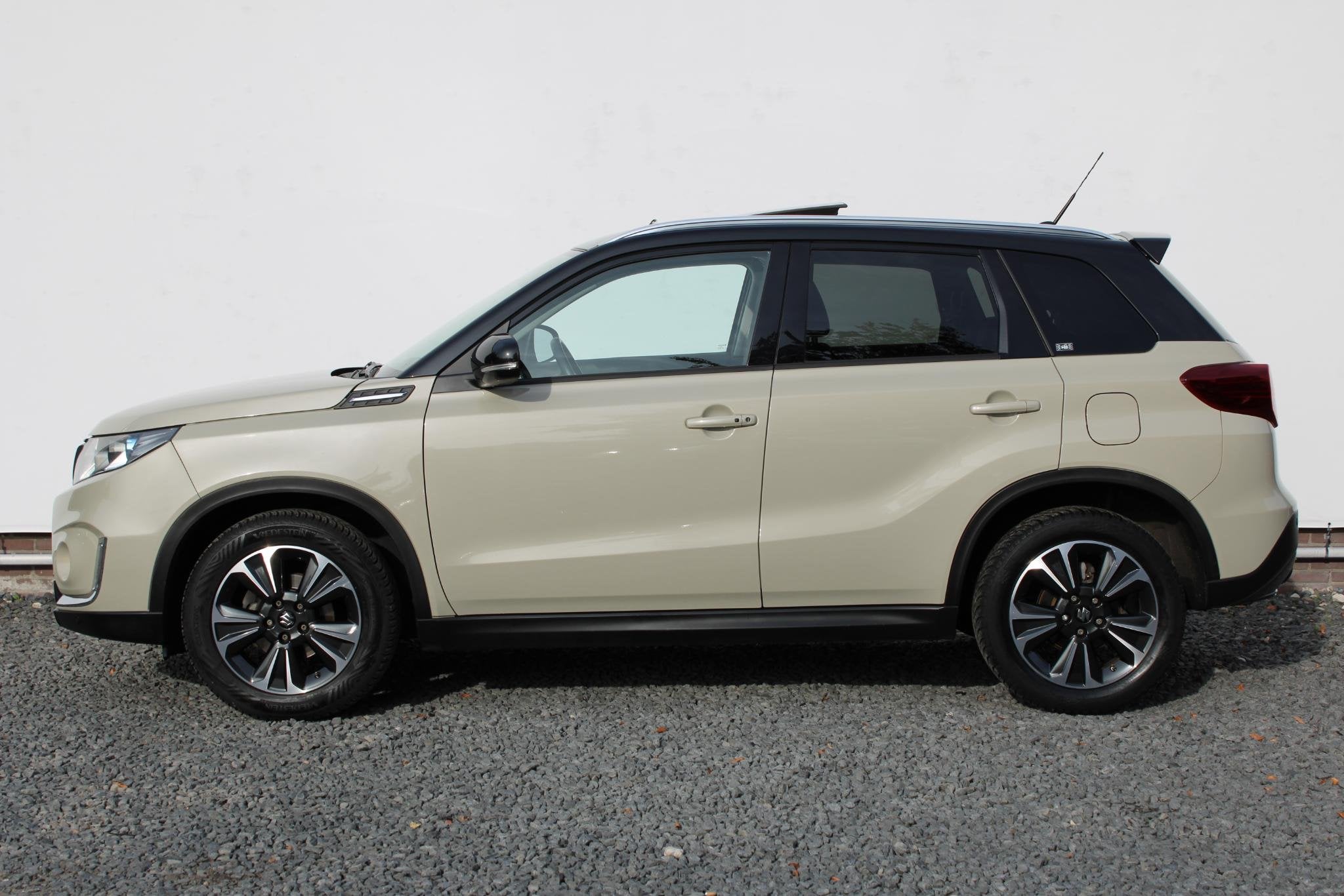 Suzuki Vitara 1.4 Boosterjet Stijl Automaat, Trekhaak, Panor, Auto's, Gebruikt, 4 cilinders, Bruin, 400 kg