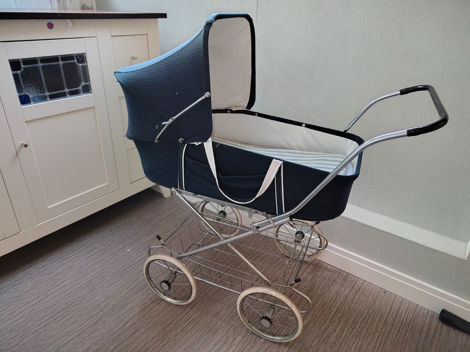 Vintage Poppenwagen, Kinderen en Baby's, Speelgoed | Poppen, Ophalen, Gebruikt, Overige typen