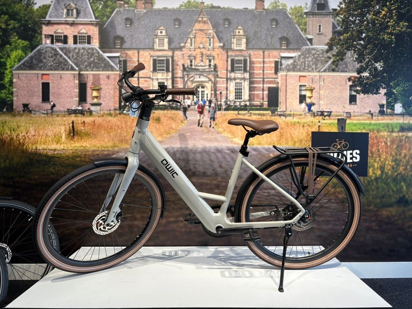 QWIC Signal Dames E-bike Geel | M/L | Nieuw €2.399, Fietsen en Brommers, -, -, Nieuw, 51 tot 55 cm