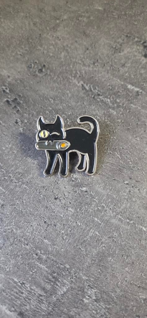 Poes  kat met worstenbroodje efteling pin, Verzamelen, Efteling, Ophalen of Verzenden