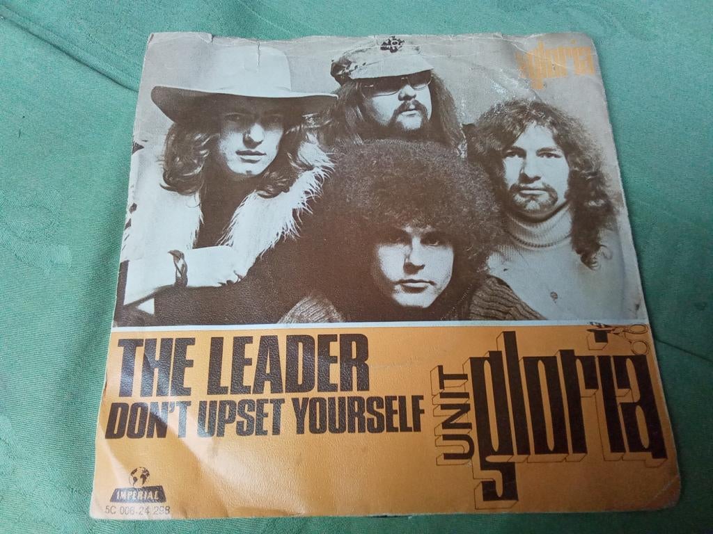 Unit Gloria.      The Leader, Gebruikt, Verzenden, 7 inch, Single