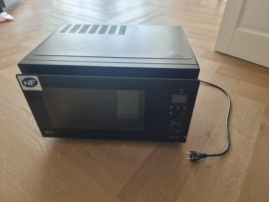 LG combimagnetron, Witgoed en Apparatuur, Magnetrons, Ophalen, Zo goed als nieuw