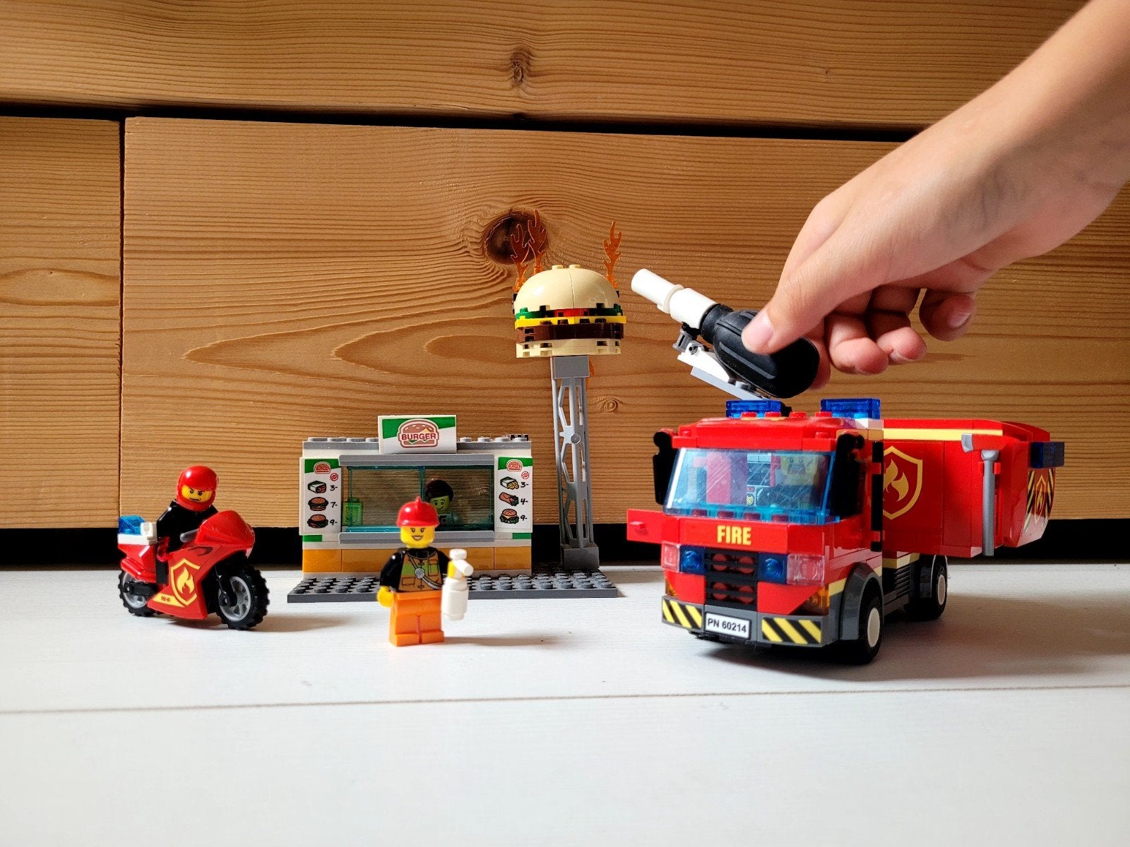 LEGO City Burgerbar Brandweer Reddingsactie Set, Ophalen of Verzenden, Zo goed als nieuw, Overige merken