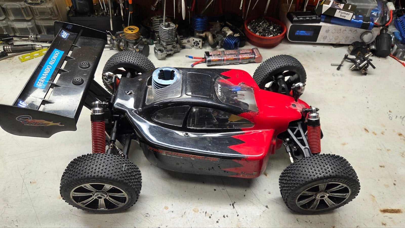 te koop mooie gs racing, Gebruikt, Ophalen of Verzenden, Auto onroad, Schaal 1:8