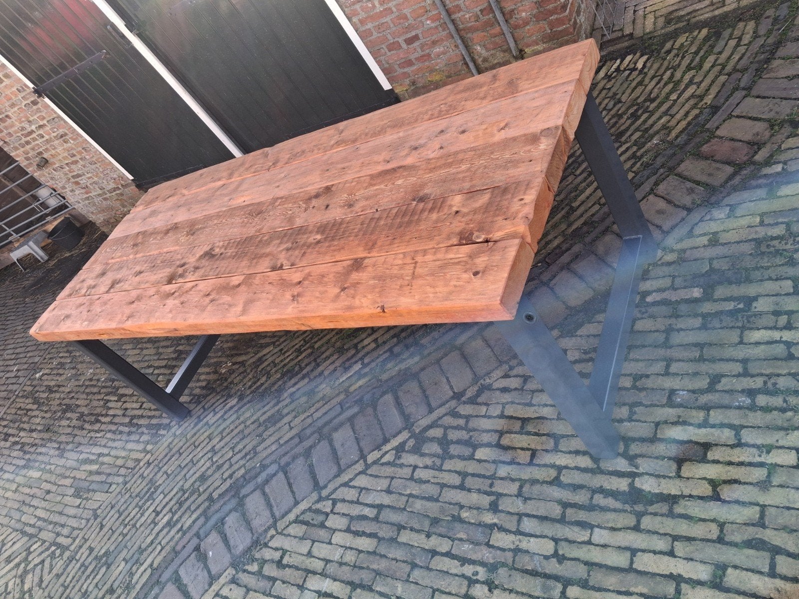 Terras tafels opruiming, Ophalen