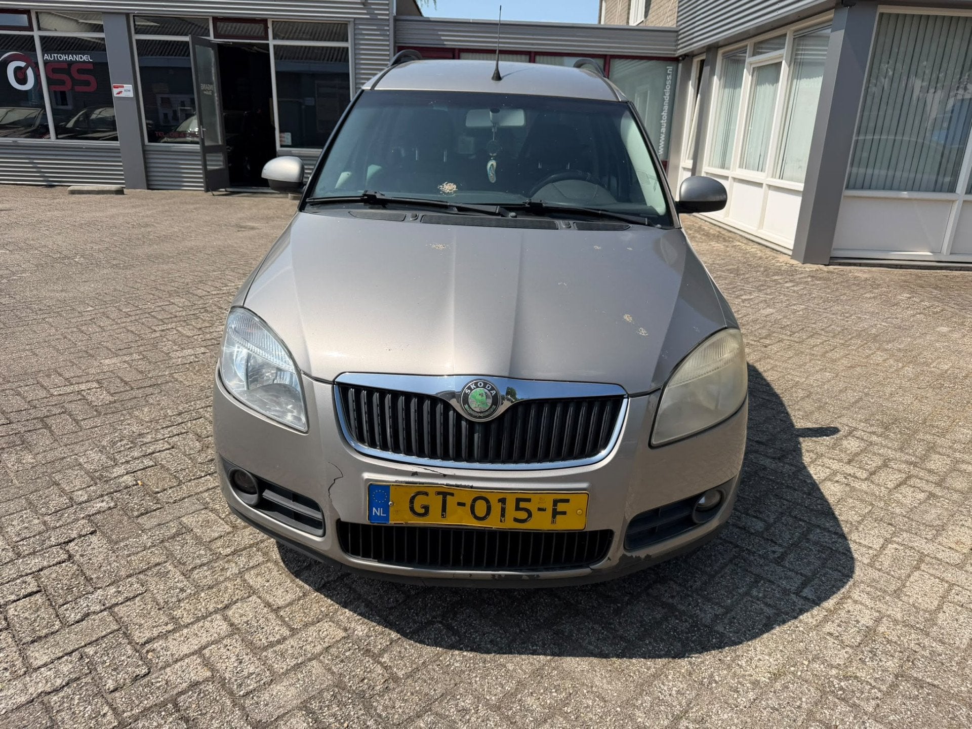 Skoda Roomster 1.4-16V Style LOOP SLOOP HANDEL EXPORT GEEN A, Voorwielaandrijving, Gebruikt, 4 cilinders, Bruin