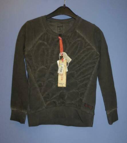 Retour nieuwe trui donkergrijs voelbare print mt 128 29146, Kinderen en Baby's, Kinderkleding | Maat 128, Retour, ., Jongen of Meisje