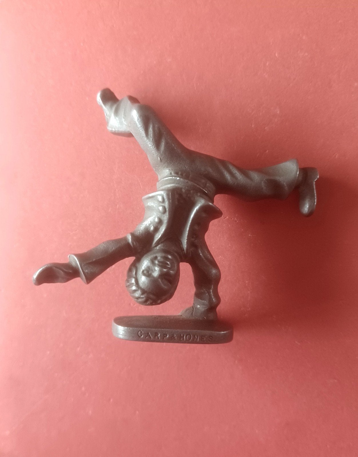 Stahlwerk Carp & Hones Radschläger tin figuur Düsseldorf, Antiek en Kunst, Antiek | Tin, Ophalen of Verzenden