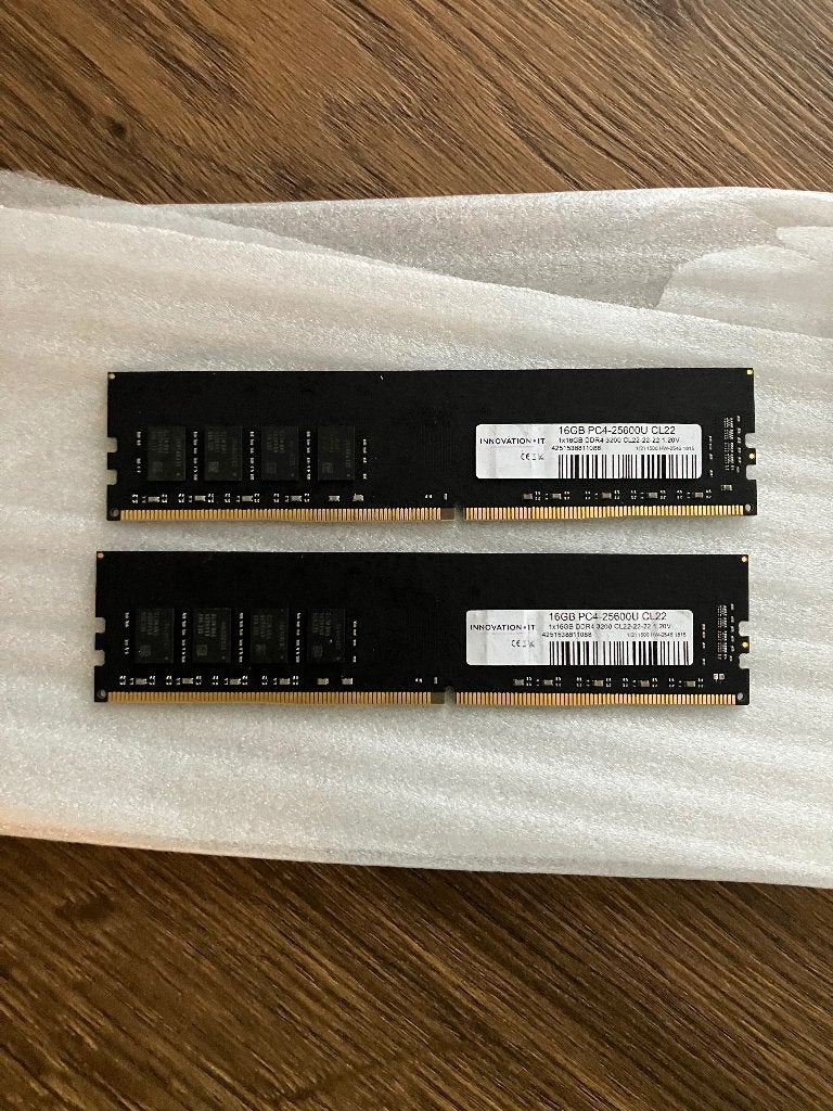32GB (2x16GB) Innovation 3200MHz CL22 DDR4 RAM, 32 GB, DDR4, Ophalen of Verzenden, Zo goed als nieuw
