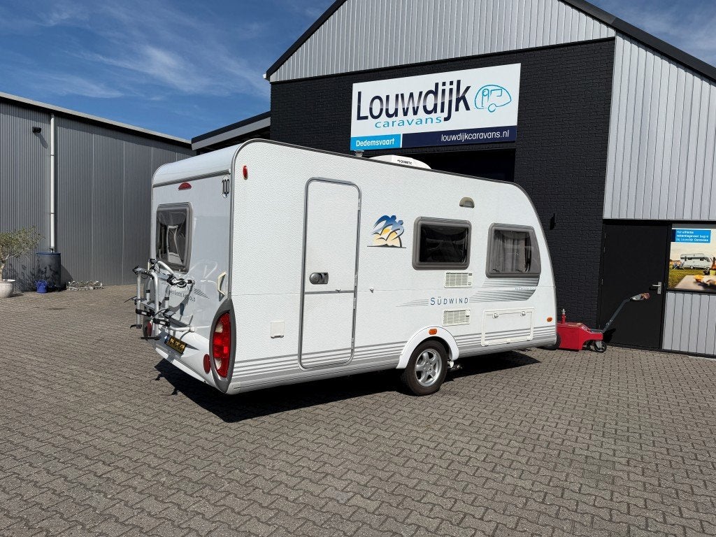 KNAUS Sudwind 420 QD ’09 (Mover, Airco), Caravans en Kamperen, Caravans, Vast bed, Rondzit, Bedrijf, 750 - 1000 kg