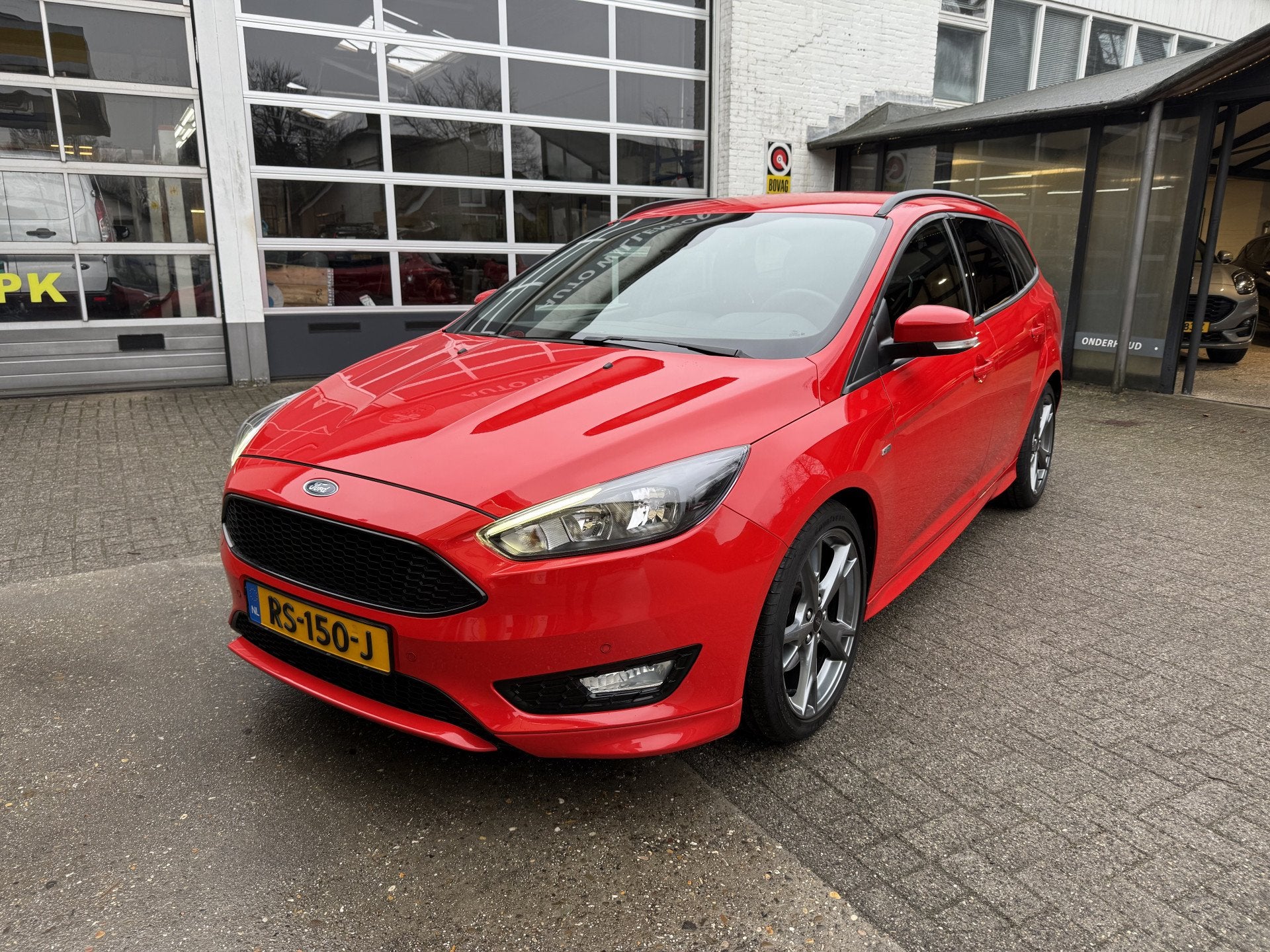 Ford FOCUS Wagon 1.5 ST-Line 150 PK (bj 2018), 12 maanden, Stof, 4 cilinders, Origineel Nederlands