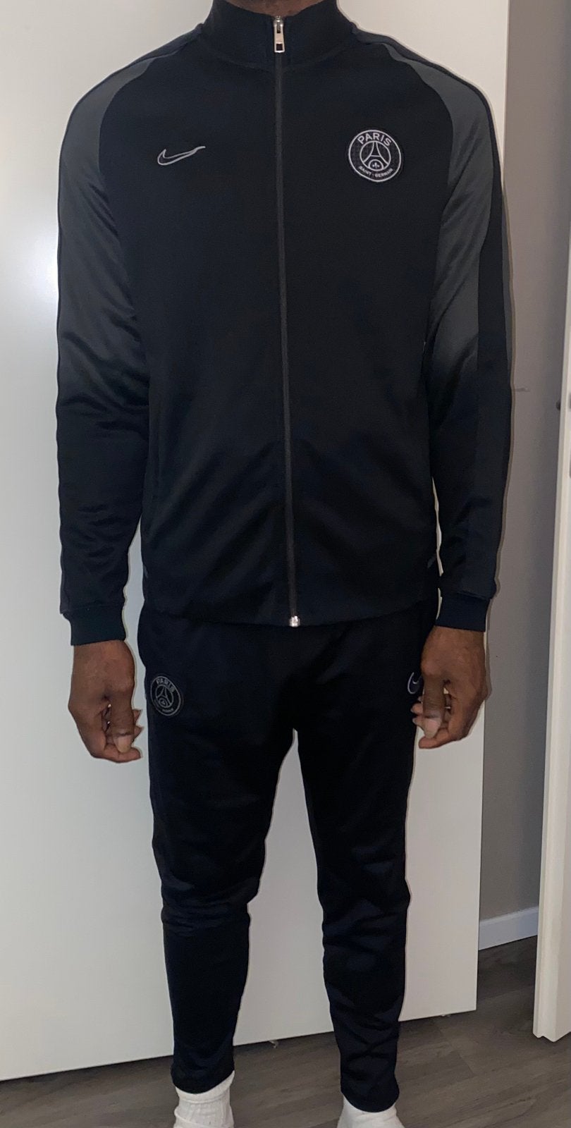 Nike PSG trainingspak maat L zie omschrijving, Kleding | Heren, Sportkleding, Zwart, Ophalen of Verzenden, Gedragen, Algemeen