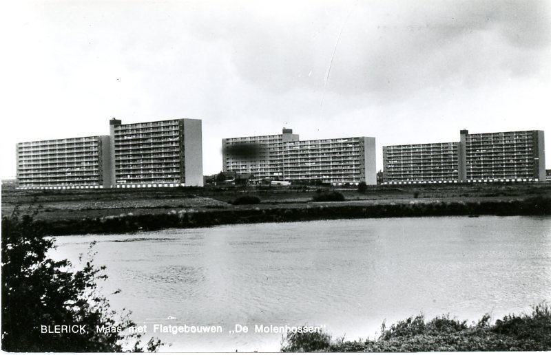Blerick Molenbossen gezien vanaf Venlose kant, Ophalen of Verzenden, 1960 tot 1980, Ongelopen, Limburg