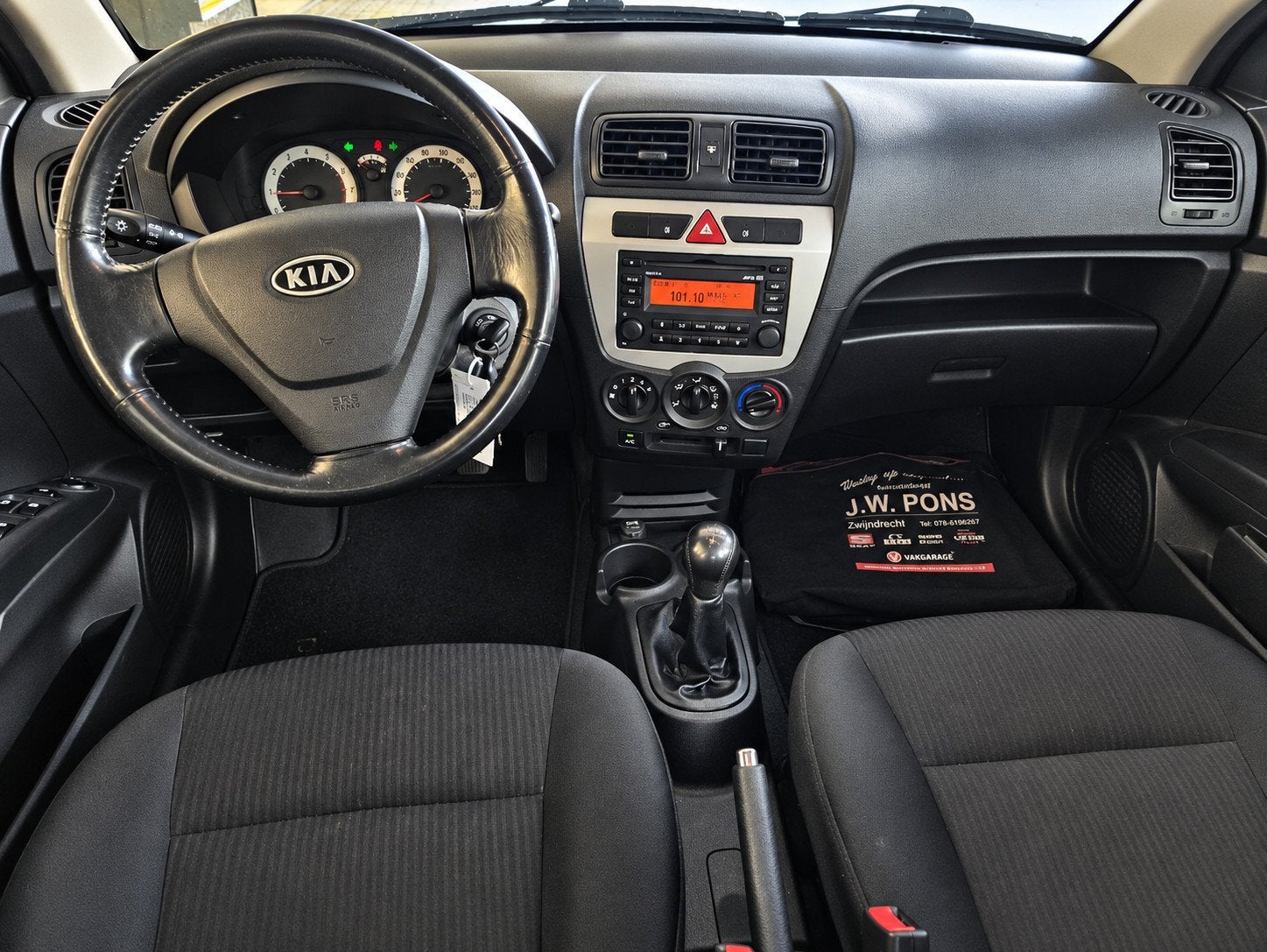 Foto 2 van Kia Picanto 1.1 X-ecutive First Edition.2eigenaar,airco,km n