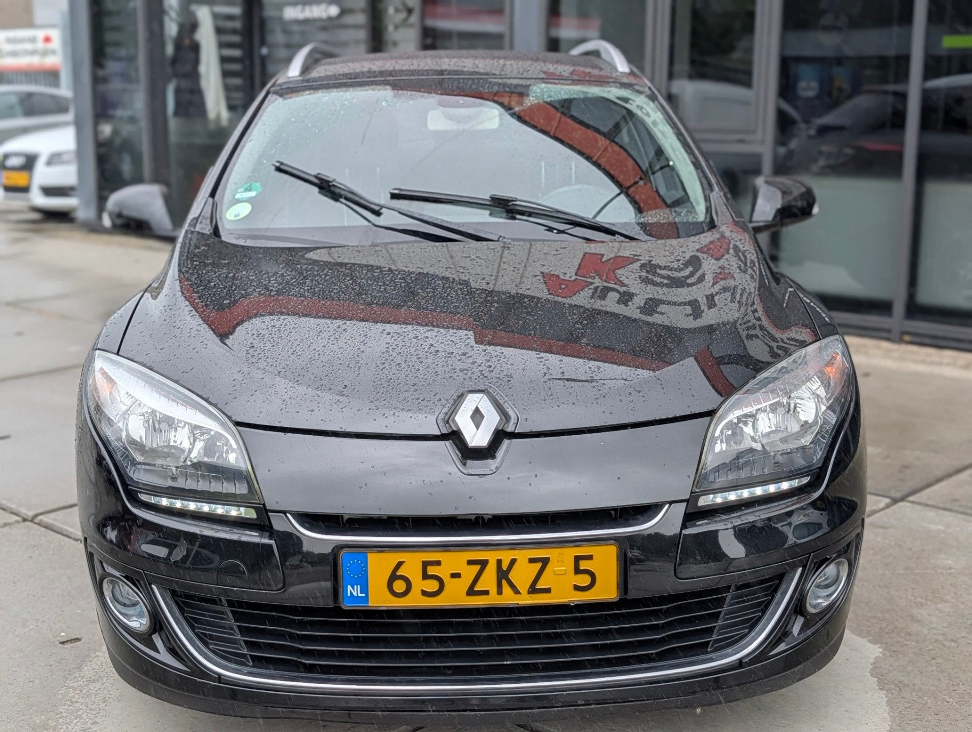 Renault Mégane Estate 1.5 dCi Bose - Trekhaak - Led - Pdc -, Auto's, Voorwielaandrijving, Euro 5, Stof, Gebruikt