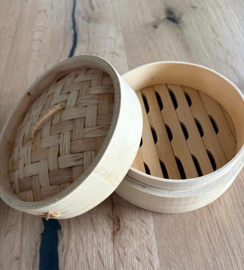 Zo goed als nieuw bamboe stoommandje, Beige, Overige typen, Ophalen of Verzenden, Natuurlijk materiaal