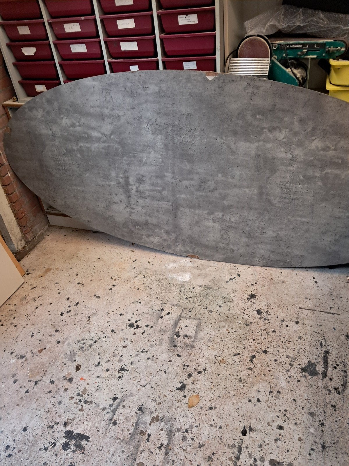 zwaar ovalen werk/tafelblad, Ophalen, Gebruikt, Overige materialen