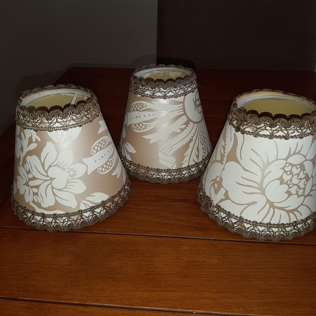 3 Romantische Laura Ashley-achtige lampenkappen, beige/crème, Ophalen of Verzenden, Crème, Rond, Minder dan 25 cm