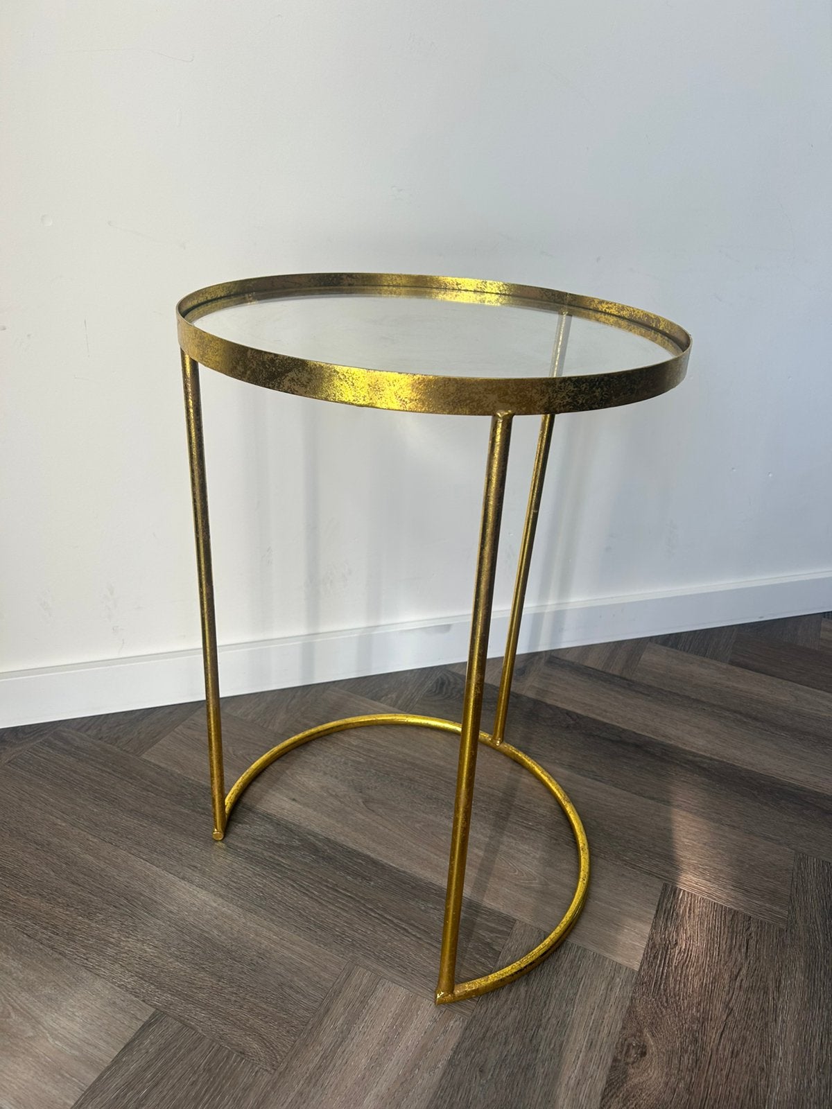Gouden bijzettafel met glazen plaat, Minder dan 55 cm, Rond, Ophalen, 45 tot 60 cm