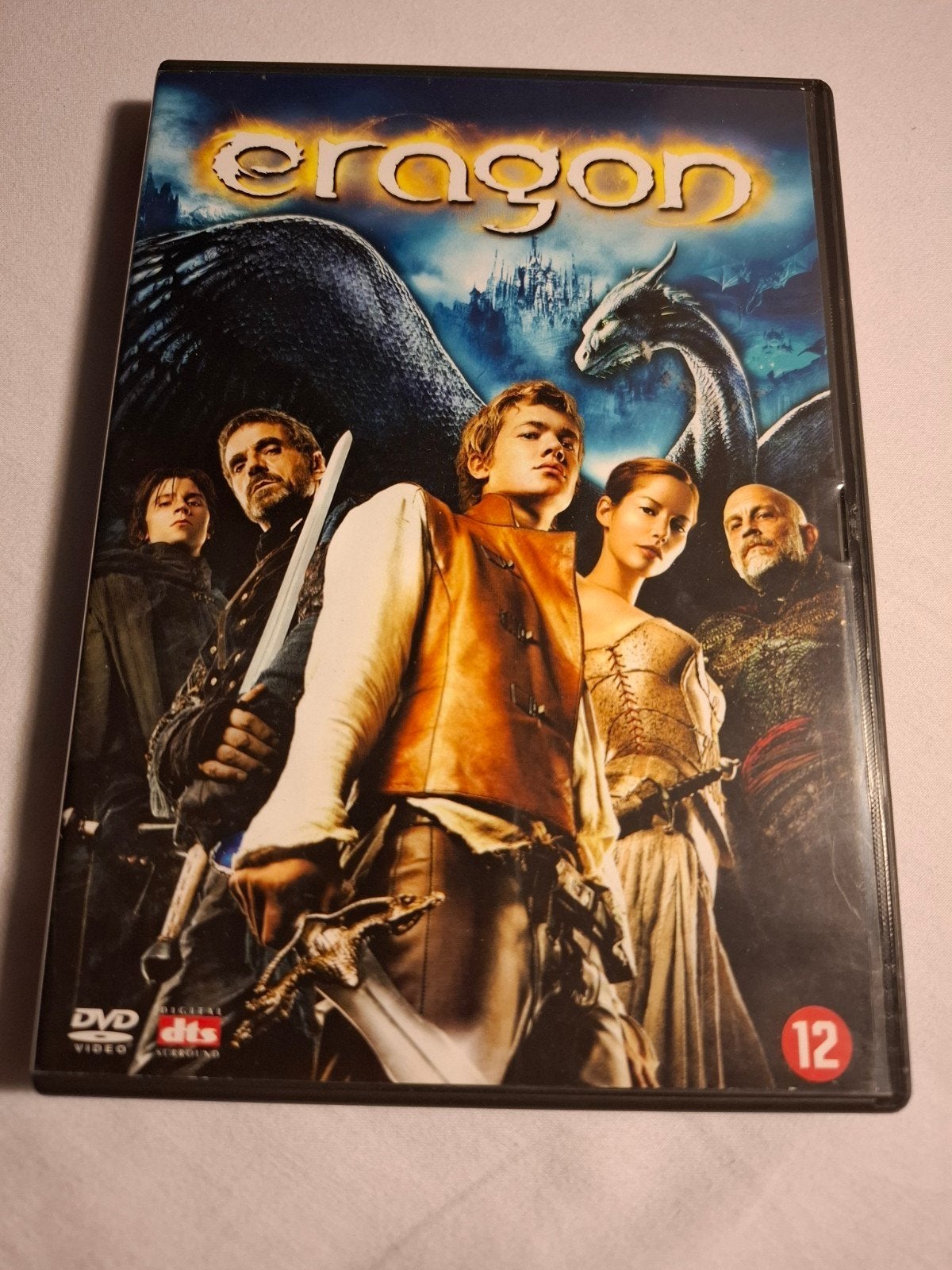 Eragon (alleen hoesje), Engels, Nederlands, Ophalen of Verzenden, Zo goed als nieuw
