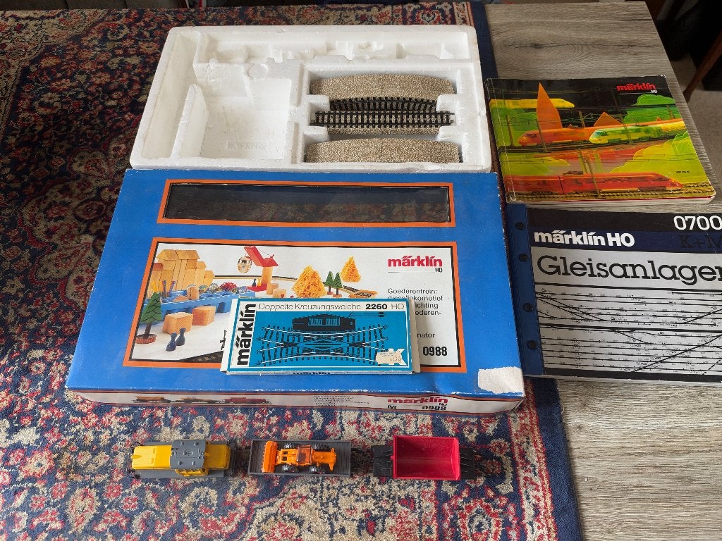 Märklin M0988.  Märklin 2260. Boeken en Folders., Hobby en Vrije tijd, Wisselstroom, Treinset, Analoog, Ophalen of Verzenden