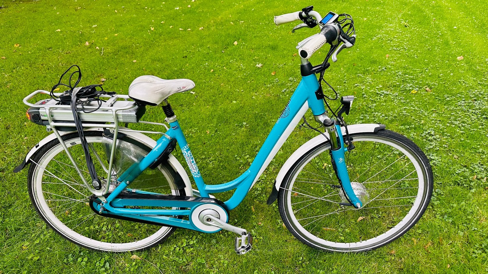 Nette goed werkende Elektrische fiets Trenergy 50cm 7 speed, Fietsen en Brommers, Gebruikt, 51 tot 55 cm, 50 km per accu of meer