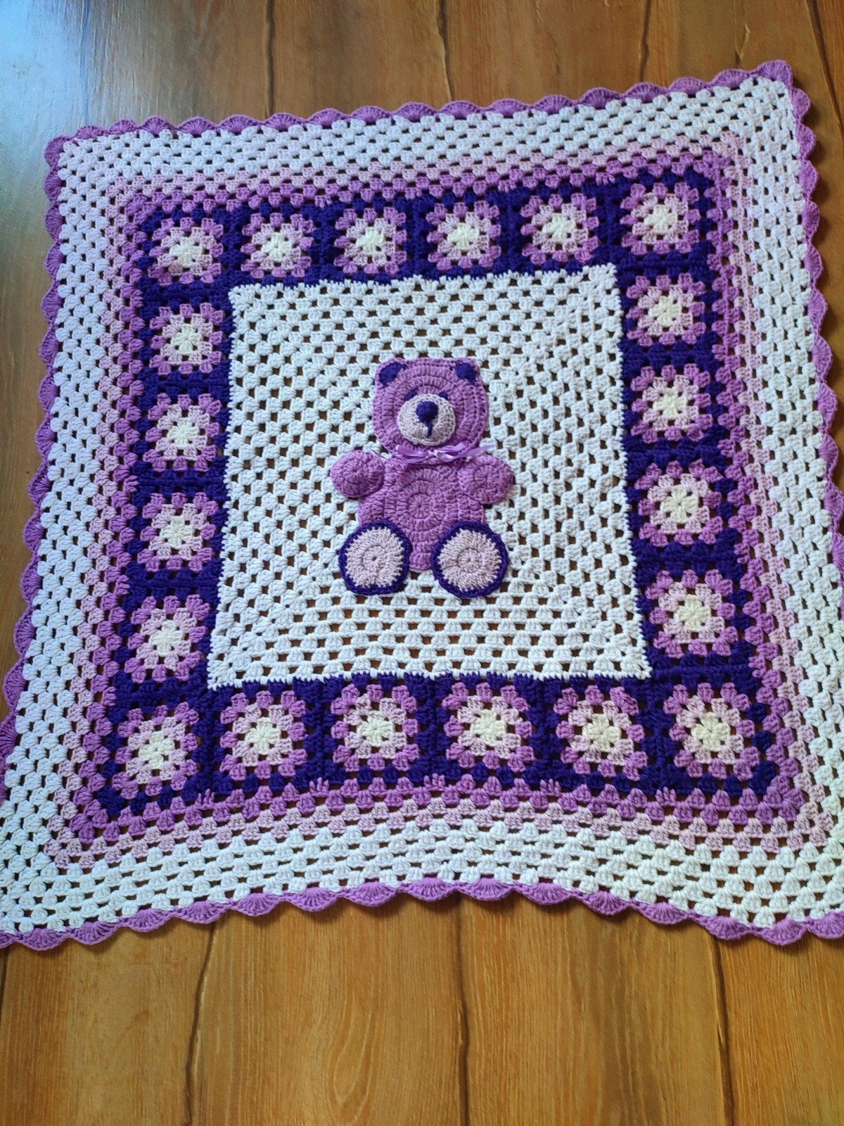 Nieuwe gehaakte babydeken/speelkleed met beertje 75x75cm, 75 cm, Nieuw, Meerkleurig, Handgemaakt