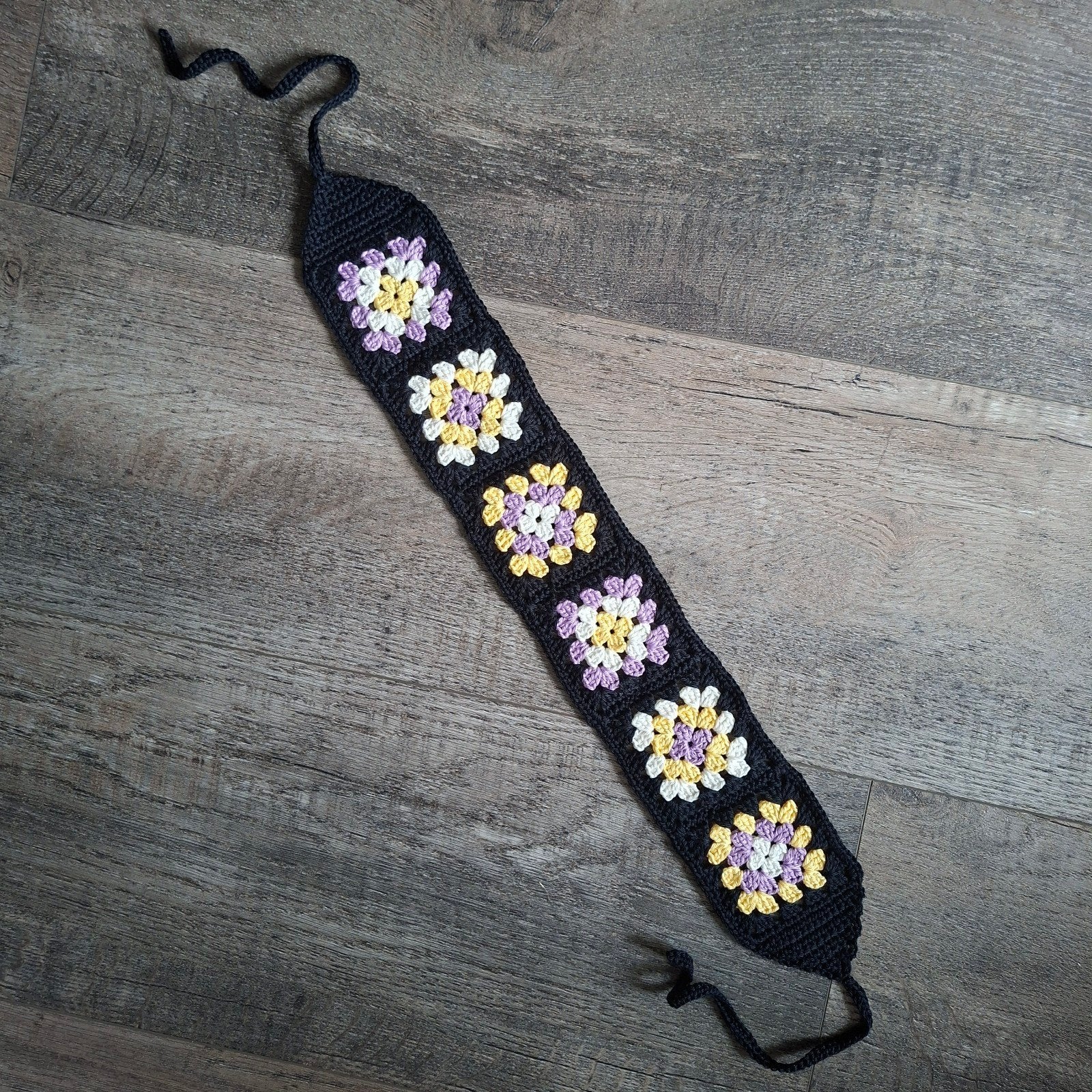 Hoofdband- bandana - gehaakt - granny square, Ophalen of Verzenden, Nieuw, Haken, Overige typen